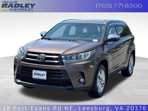 Used 2019 Toyota Highlander Limited AWD/4WD image 1