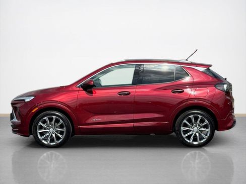Used 2024 Buick Encore GX Avenir w/ Avenir Technology Package FWD image 4