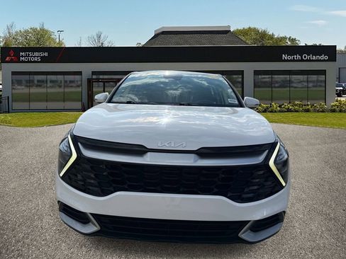 Used 2023 Kia Sportage EX image 8