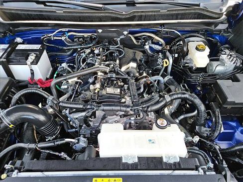 Certified 2025 Toyota Tacoma SR5 image 21