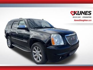 Used 2009 GMC Yukon Denali video 1