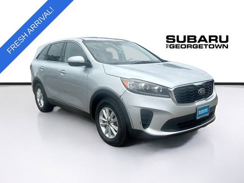 Used 2019 Kia Sorento L FWD image 1