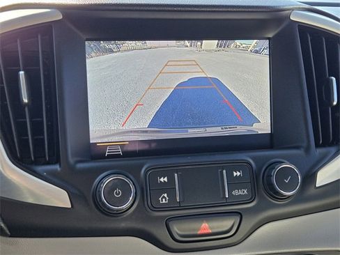 Used 2021 GMC Terrain SLE w/ Driver Convenience Package image 19