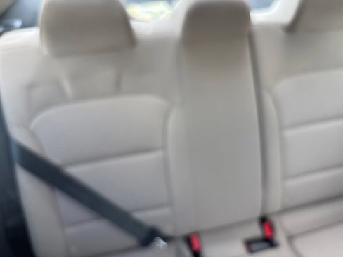 Used 2019 Hyundai Elantra SE FWD image 24