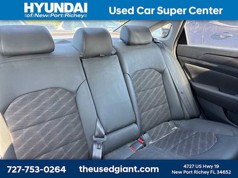 Used 2016 Hyundai Sonata Sport w/ Option Group 02 FWD image 9