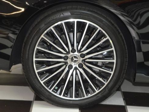 Used 2024 Mercedes-Benz CLE 450 4MATIC Cabriolet w/ Driver Assistance Package image 15