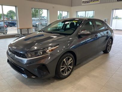 Used 2022 Kia Forte LXS w/ LXS Technology Package