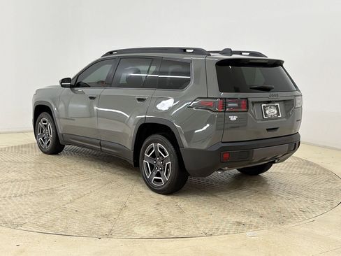 Used 2026 Jeep Cherokee Limited AWD/4WD image 3
