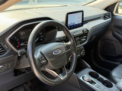 Used 2020 Ford Escape SEL AWD/4WD image 11