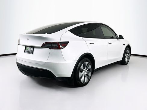 Used 2023 Tesla Model Y Long Range AWD/4WD image 9
