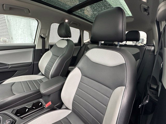 Certified 2023 Volkswagen Taos SEL AWD/4WD image 25