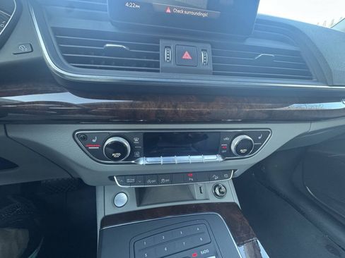 Used 2020 Audi Q5 2.0T Premium AWD/4WD image 34