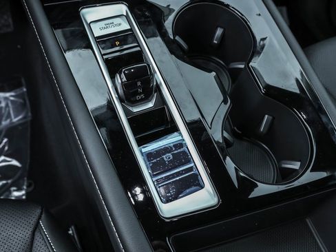 New 2026 Volkswagen Atlas SE image 31