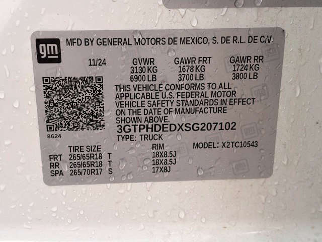 Used 2025 GMC Sierra 1500 SLT RWD image 9