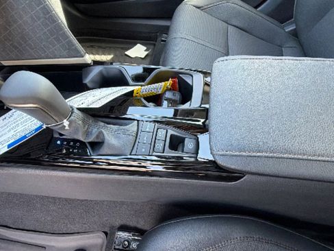 New 2026 Toyota Camry XLE AWD/4WD image 13