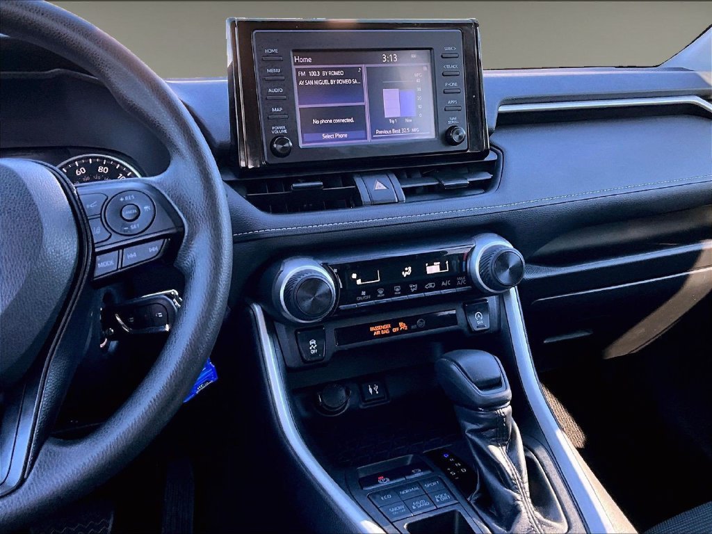 Used 2019 Toyota RAV4 LE w/ Carpet Mat Package AWD/4WD image 18