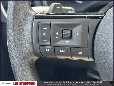 Used 2023 Nissan Rogue SV AWD/4WD image 23