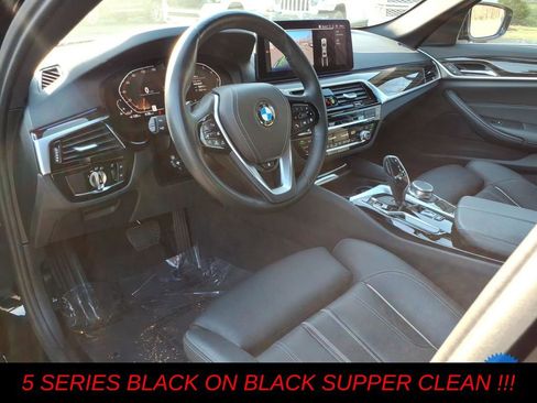 Used 2023 BMW 530i xDrive image 12