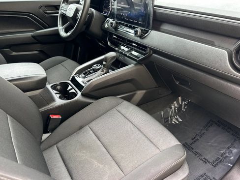 Certified 2023 Chevrolet Colorado Trail Boss w/ Advanced Trailering Package AWD/4WD image 19