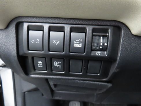 Used 2022 Subaru Ascent Touring w/ Popular Package #2A AWD/4WD image 42