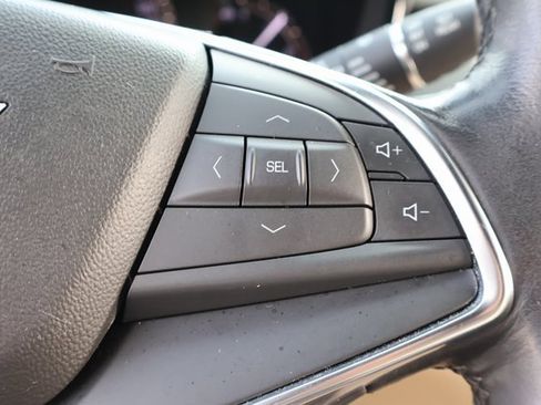 Used 2019 Cadillac XT5 Luxury image 21