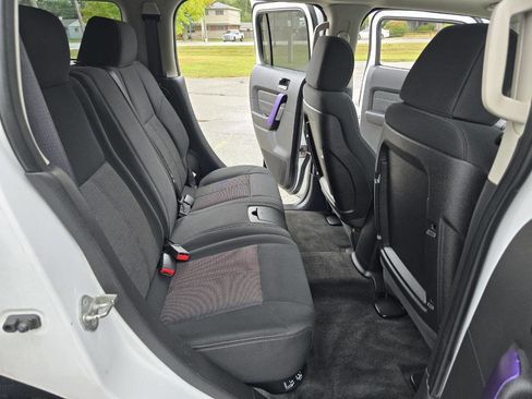Used 2007 HUMMER H3 image 18