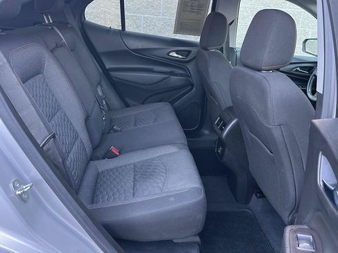 Used 2021 Chevrolet Equinox LT w/ Driver Convenience Package FWD image 23
