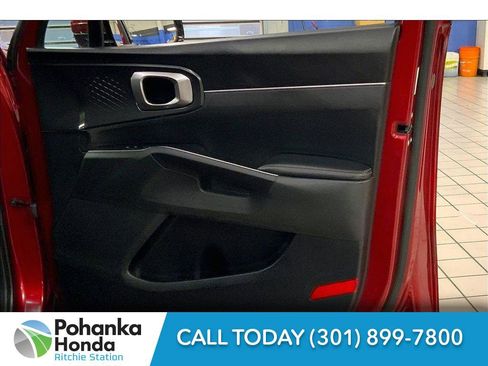 Used 2023 Kia Sorento LX image 26