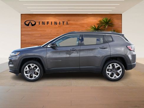 Used 2022 Jeep Compass Limited w/ Sun and Sound Group image 4