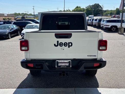 Used 2021 Jeep Gladiator Sport AWD/4WD image 25