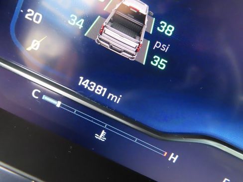 Used 2025 Chevrolet Silverado 1500 LT image 19