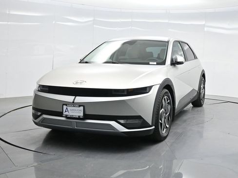 Used 2023 Hyundai Ioniq 5 SEL image 6