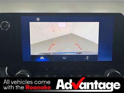 Used 2023 Chevrolet Colorado LT w/ LT Convenience Package II image 14