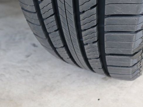 Used 2020 Chevrolet Silverado 3500 High Country w/ Technology Package image 13