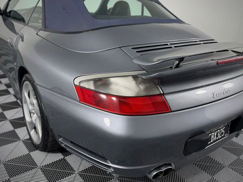 Used 2004 Porsche 911 Turbo image 11