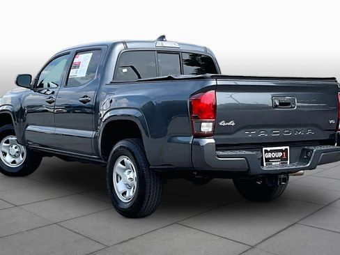 Used 2022 Toyota Tacoma SR AWD/4WD image 12