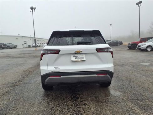 Used 2025 Chevrolet Equinox LT image 22