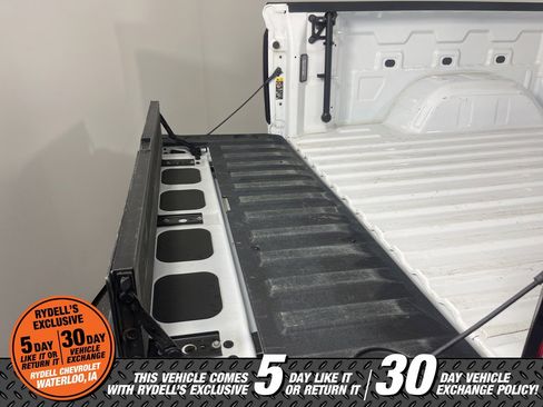 Used 2024 GMC Sierra 1500 SLE w/ Preferred Package image 23