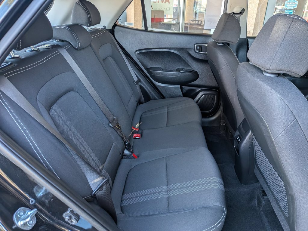 Used 2026 Hyundai Venue SEL FWD image 29
