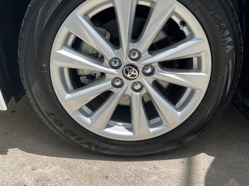Used 2026 Toyota Corolla XLE FWD image 24