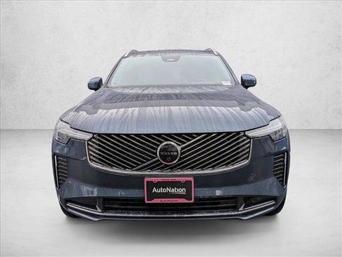 Certified 2026 Volvo XC90 B6 Plus w/ Protection Package Premier AWD/4WD image 2