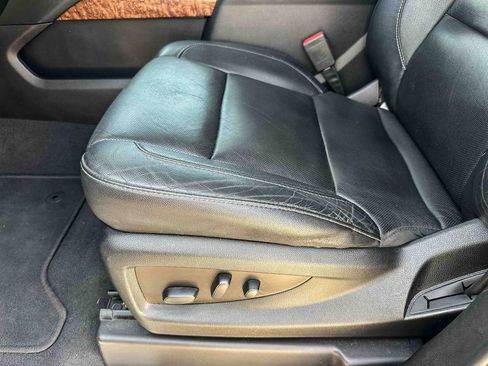 Used 2019 Chevrolet Tahoe Premier AWD/4WD image 15