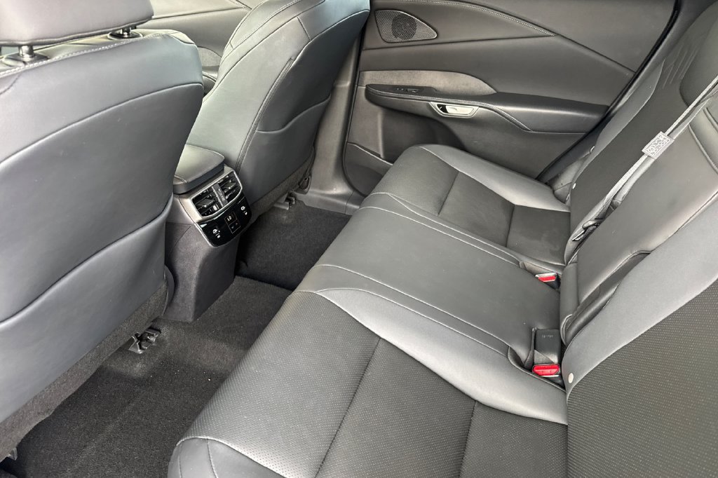 Used 2025 Lexus RX 350h w/ Convenience Package AWD/4WD image 5