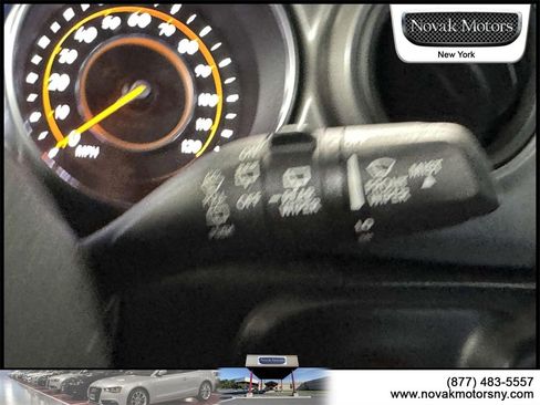 Used 2022 Jeep Wrangler Unlimited Sport image 18