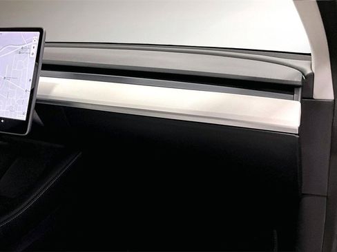 Used 2021 Tesla Model 3 Long Range image 25