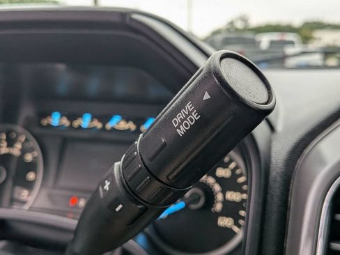 Used 2019 Ford F150 XLT w/ Equipment Group 302A Luxury RWD image 33