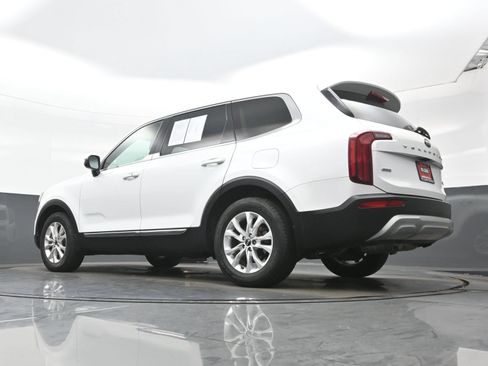Used 2020 Kia Telluride LX AWD/4WD image 31