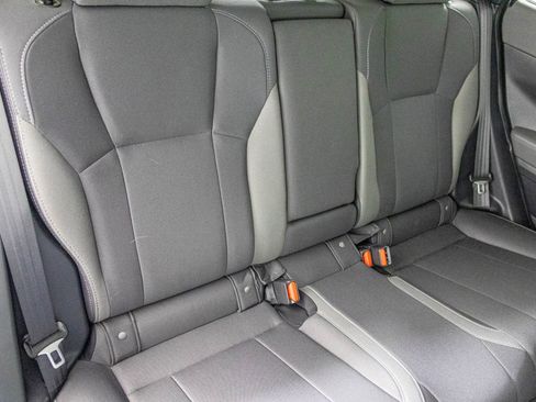 Used 2025 Subaru Crosstrek 2.0i Premium image 37