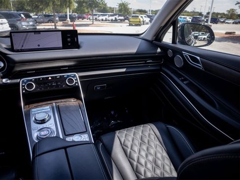 Used 2023 Genesis GV80 3.5T Advanced + w/ Prestige Package image 24