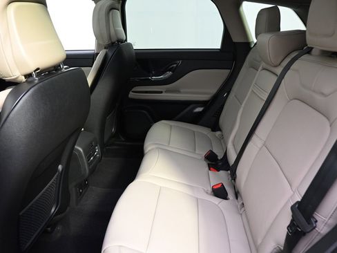 New 2026 Lincoln Corsair Reserve image 21